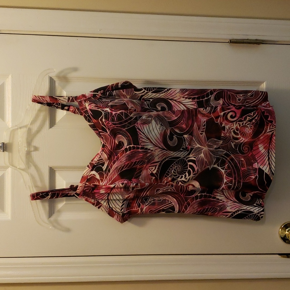 Croft and barrow tankini swim suit top,adjustable straps 18w